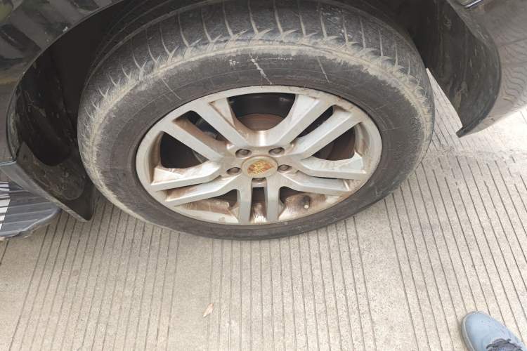 Used Huatai Boliger 2013 2.0T Manual Two-Wheel Drive ZhiZun Edition