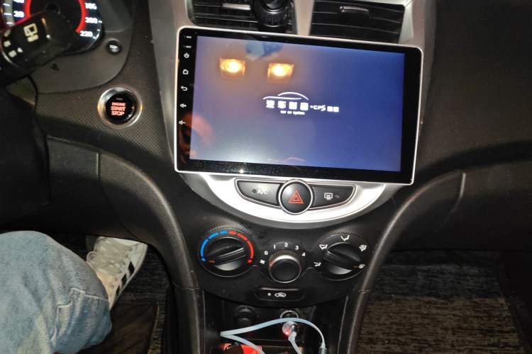 Used Hyundai Verna Ray 2014 1.6L Automatic TOP