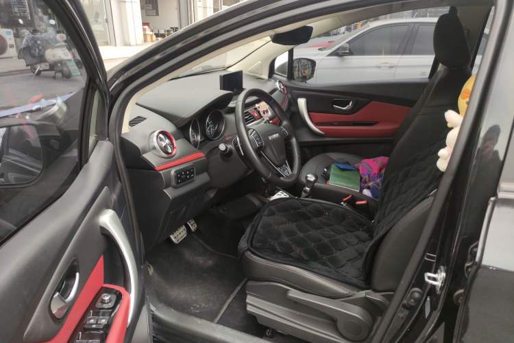 Used Haval H1 2016 Revised Version Blue Badge 1.5L AMT Luxury Edition