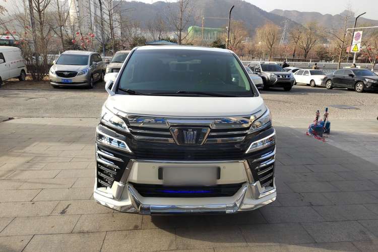 Used Toyota Vellfire 2019 Dual-Engine 2.5L HV Luxury Edition

