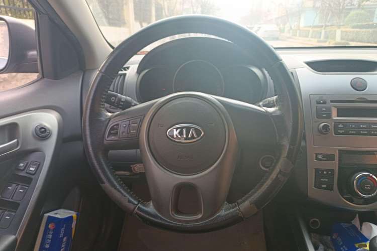 Used Kia Forte 2011 1.6L AT Premium