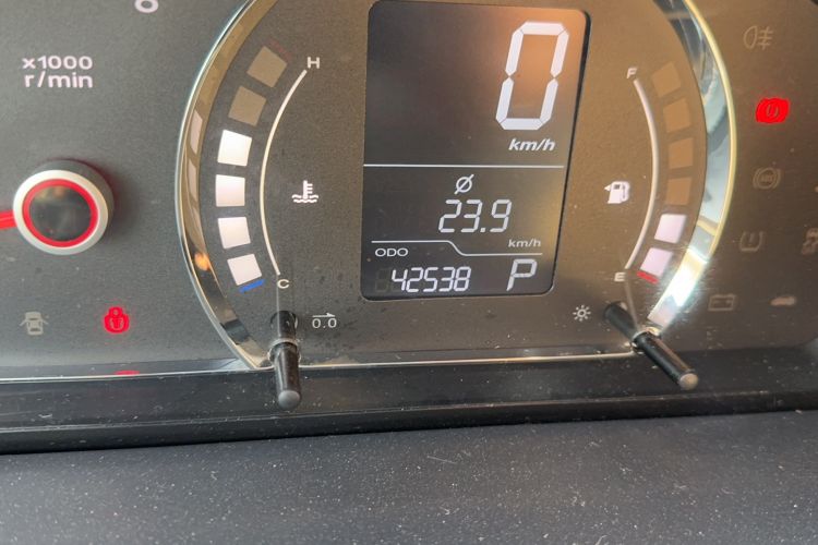 Used Roewe 350 2014 1.5L Automatic Xunda Edition
