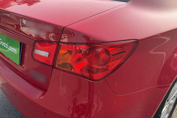 Used Roewe 350 2014 1.5L Automatic Xunda Edition
