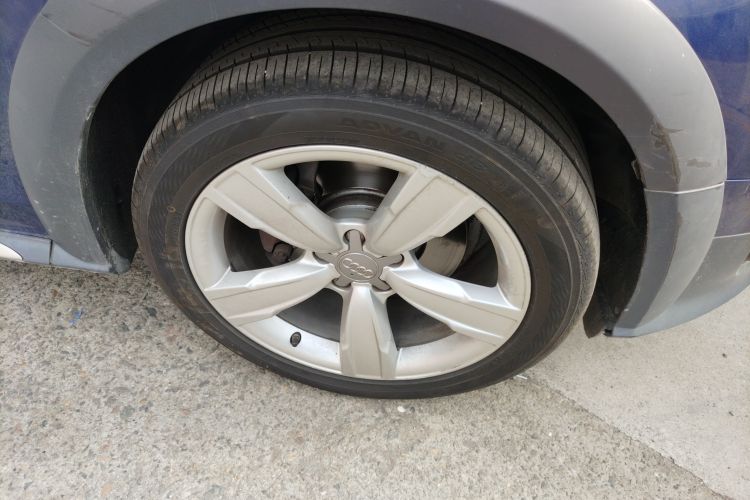 Used Audi A4 2014 40 TFSI allroad quattro plus version