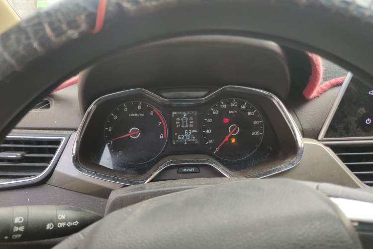 Used Baojun 310W 2017 1.5L Manual Fashion Edition China VI
