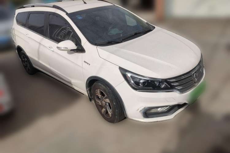 Used Baojun 310W 2017 1.5L Manual Fashion Edition China VI
