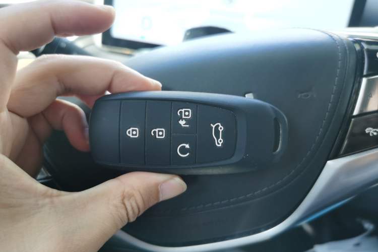 Used AION V 2021 Plus 80 Pilot Intelligent Driving Edition Ternary Lithium
