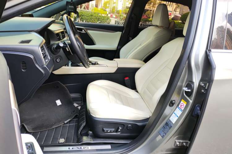 Used Lexus RX 2017 300 with Mark Levinson 4x4 F SPORT Version China V Emission Standard
