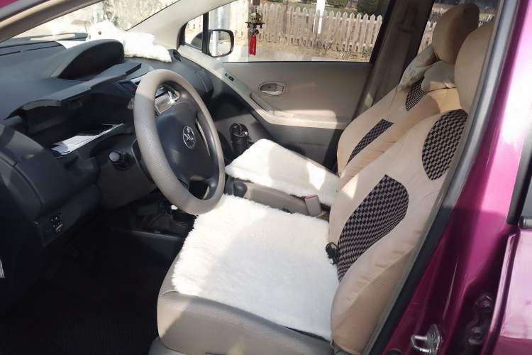 Used Toyota Yaris 2008 1.6G Automatic Deluxe Smart Edition Left Front Seat