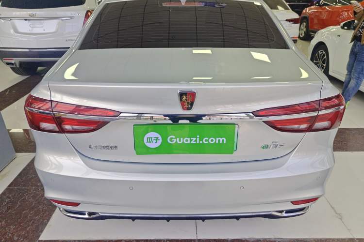 Used Roewe i6 New Energy 2019 PLUS 50T 4G Connected Glory Luxury Edition Exterior 4