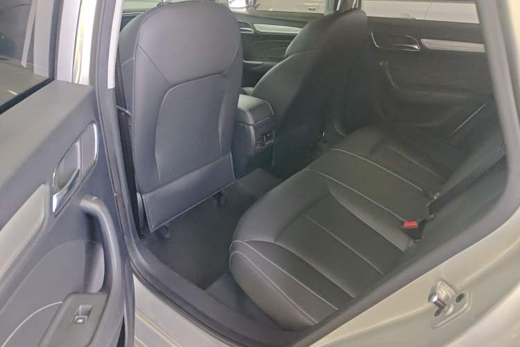 Used Roewe i6 New Energy 2019 PLUS 50T 4G Connected Glory Luxury Edition Interior 1