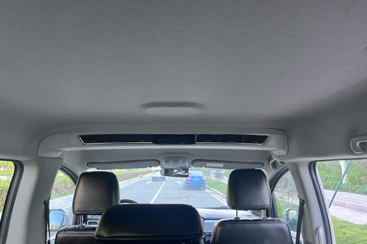 Used JAC Refine M4 2018 2.0L Manual Express Version