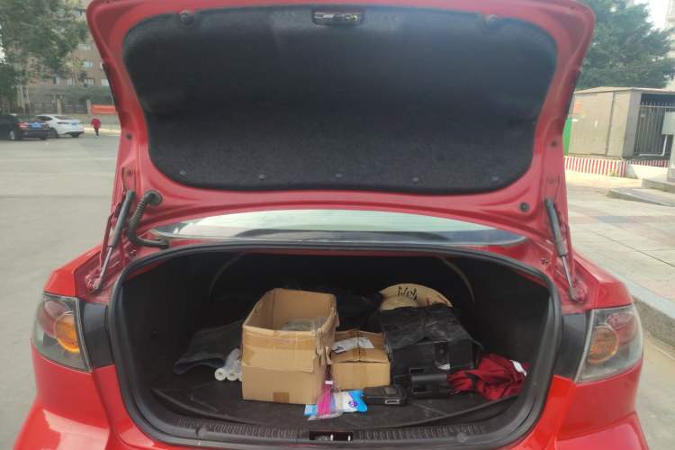 Used Mazda 3 2009 1.6L Automatic with Sunroof
