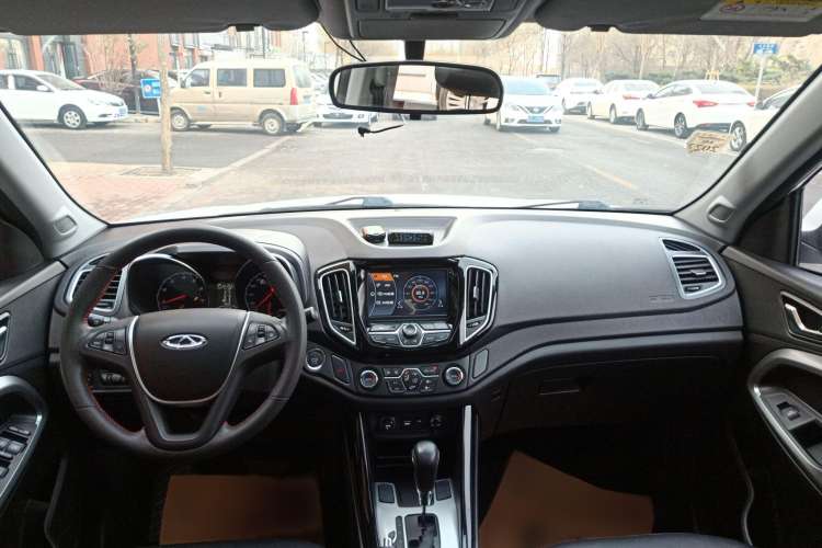 Used Chery Tiggo 5 2014 2.0L CVT Family Deluxe Edition
