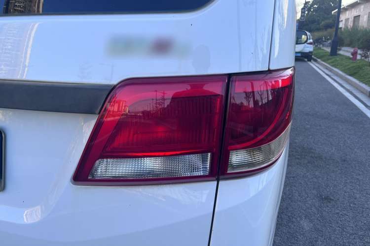 Used JAC Refine M4 2018 2.0L Manual Express Version