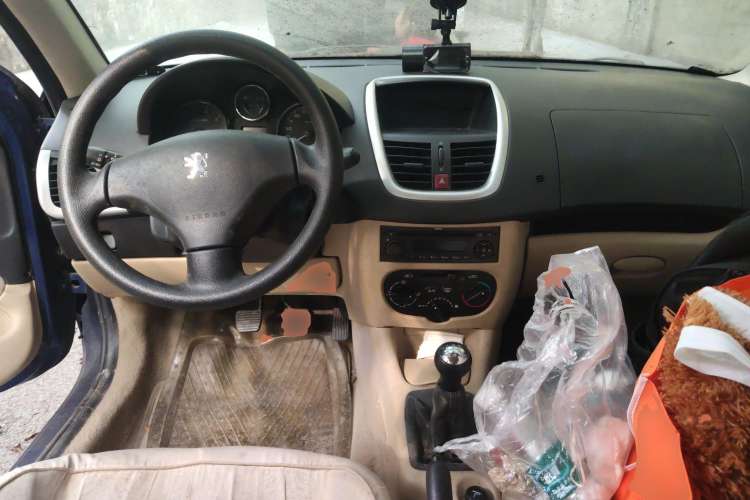 Used Peugeot 207 2009 2-Door Hatchback 1.4L Manual Yule Edition
