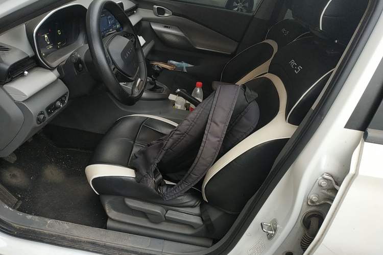 Used Baojun RC-5 2020 1.5L Manual Zhiyao Elite Edition