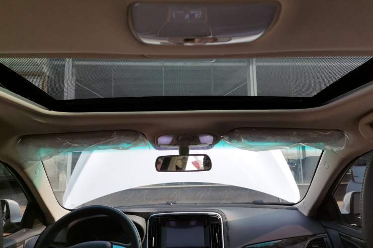 Used BYD Qin New Energy 2017 1.5T Luxury Model Headliner