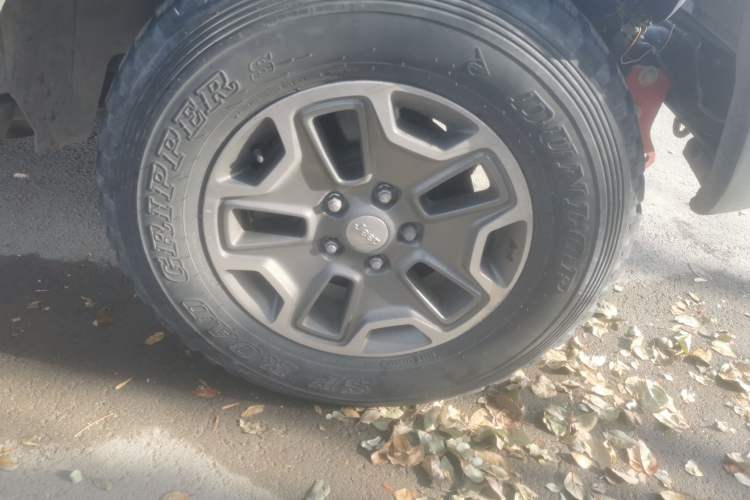 Used Jeep Wrangler 2013 3.6L Sahara Four-Door Edition
