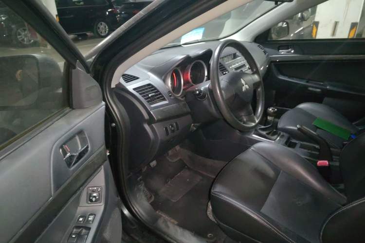 Used Mitsubishi Lancer EX 2012 Chasing Edition 1.8L Manual Luxury Model