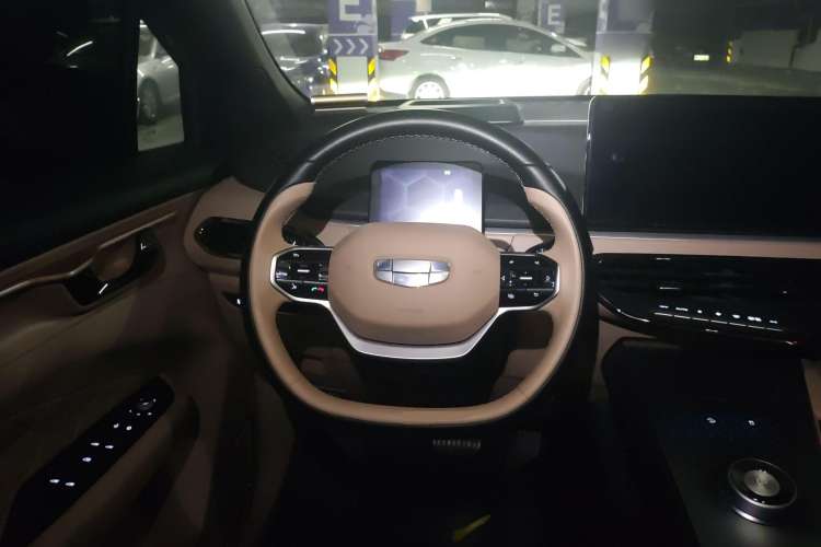 Used Geometry C 2022 Grape C550