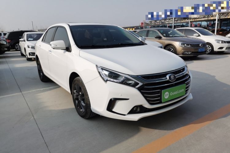 Used BYD Qin New Energy 2017 1.5T Luxury Model Front Right 45 Deg