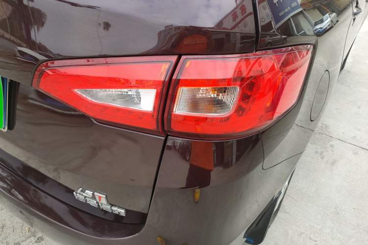 Used Haima Fumei MPV 2017 7-Seater Version 1.5T Automatic Value-Added Edition