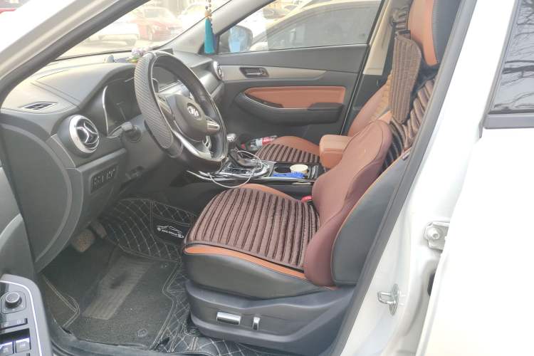 Used BAIC Beijing X5 2018 1.5T CVT New Smart Version China V Emission Standard