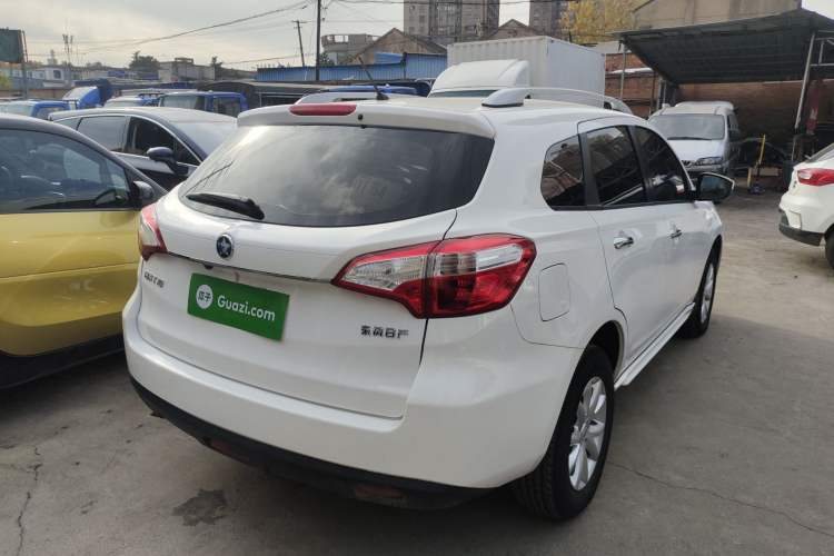 Used Venucia T70 2016 1.6L Manual Ruixing Edition
