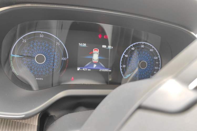 Used Hongqi E-QM5 2021 Charging Didi Edition