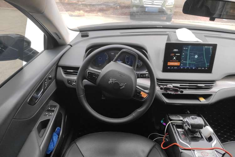 Used Hongqi E-QM5 2021 Charging Didi Edition