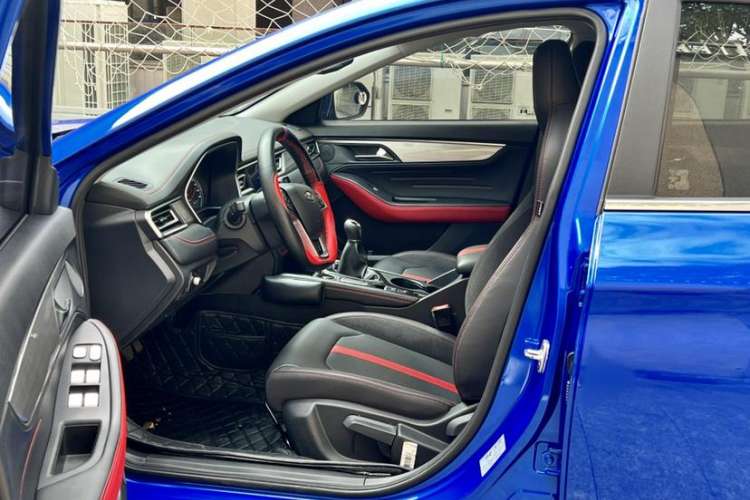 Used SOL A5 2021 1.5T Manual Luxury Version
