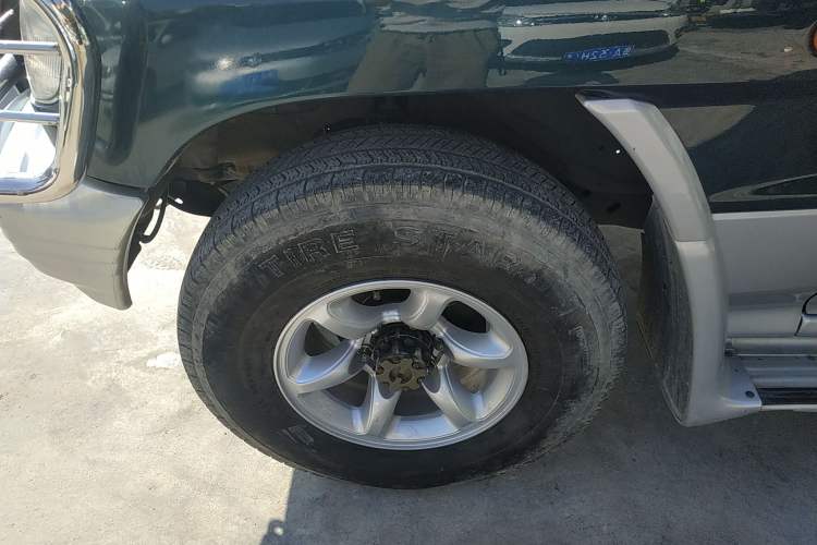 Used Leopaard Heijingang 2013 2.2L Manual Two-Wheel Drive Standard Version
