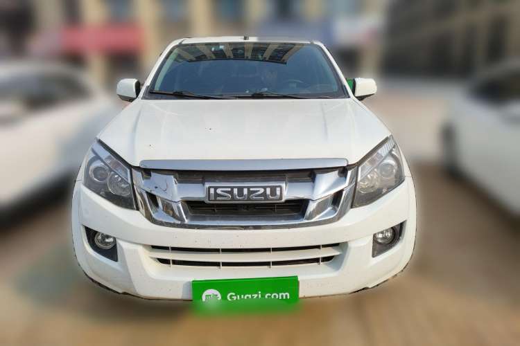 Used Isuzu D-MAX 2018 2.5T Four-Wheel Drive Base Version JE4D25Q5A
