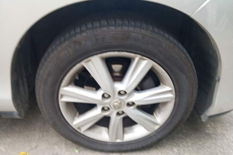 Used Toyota Previa 2006 2.4L 7-Seater Luxury Edition
