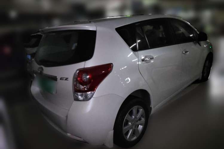 Used Toyota Verso 2014 Starlight 180E CVT Elite Edition