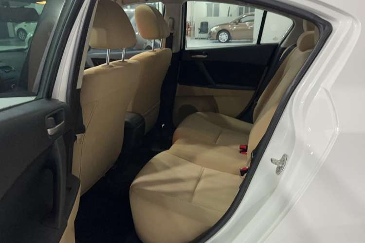 Used Mazda Mazda 3 2011 Sedan 1.6L Automatic Elite Model
