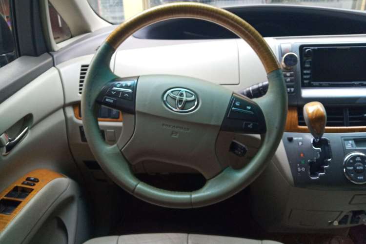 Used Toyota Previa 2006 2.4L 7-Seater Luxury Edition
