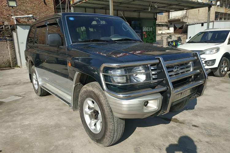 Used Leopaard Heijingang 2013 2.2L Manual Two-Wheel Drive Standard Version
