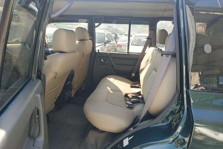 Used Leopaard Heijingang 2013 2.2L Manual Two-Wheel Drive Standard Version
