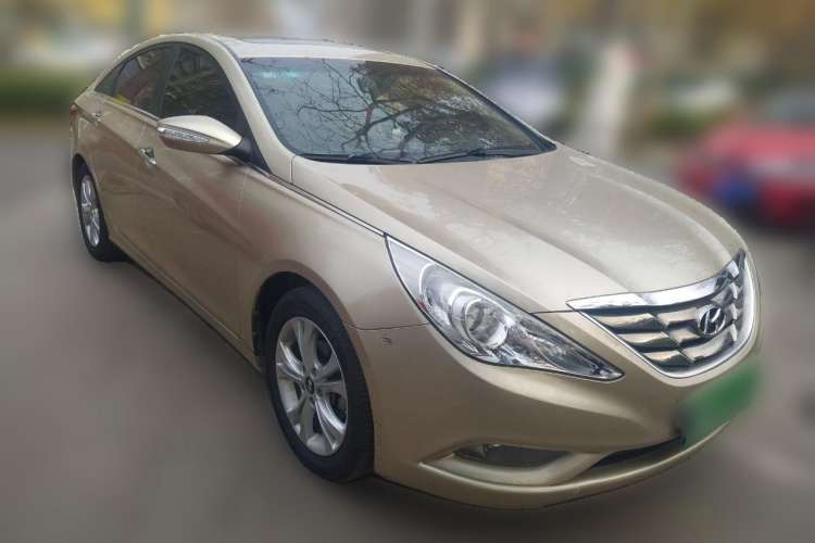 Used Hyundai Sonata 2011 2.0L Automatic Luxury Edition
