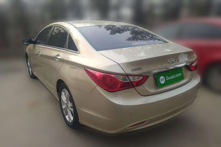 Used Hyundai Sonata 2011 2.0L Automatic Luxury Edition
