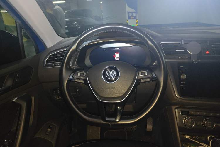 Used Volkswagen Tiguan 2018 330TSI All-Wheel-Drive Innovation Model