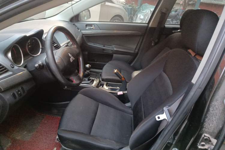 Used Mitsubishi Lancer EX 2011 Xiali Edition 2.0L Manual Comfort Model