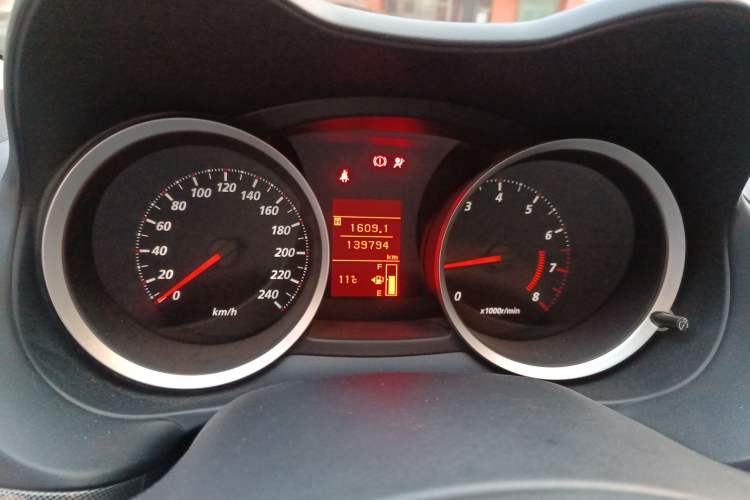 Used Mitsubishi Lancer EX 2011 Xiali Edition 2.0L Manual Comfort Model