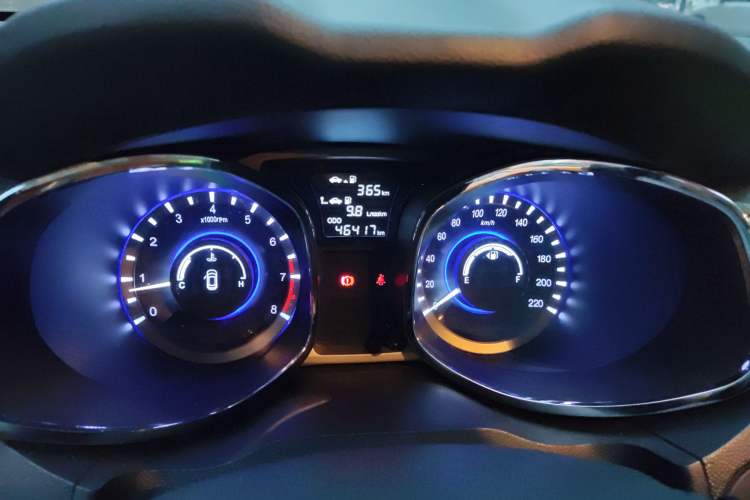 Used JAC Refine S5 2013 2.0L Manual Luxury Edition
