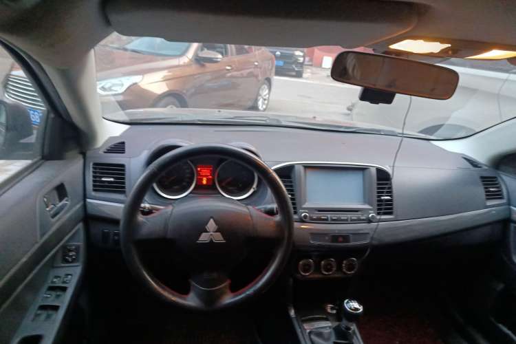 Used Mitsubishi Lancer EX 2011 Xiali Edition 2.0L Manual Comfort Model