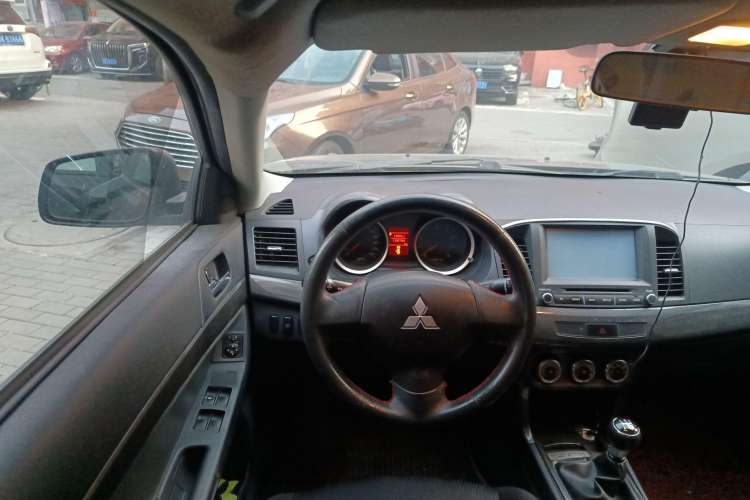 Used Mitsubishi Lancer EX 2011 Xiali Edition 2.0L Manual Comfort Model