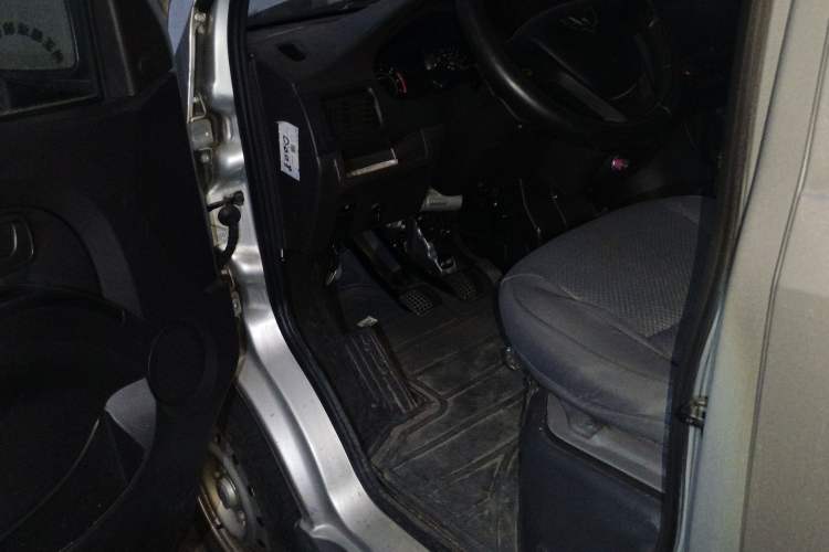 Used Wuling Rongguang 2021 1.5L Extended Standard Version with Air Conditioning – L3C
