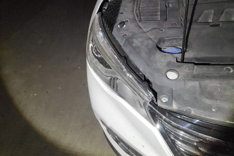 Used FAW Senya R9 2018 1.2T Automatic Luxury Smart Edition
